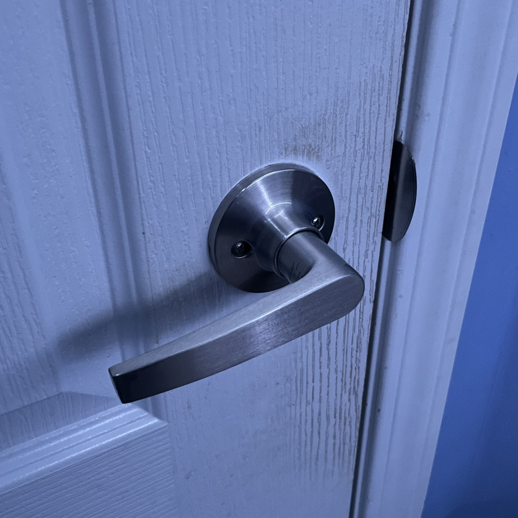 This is a bedroom door with the sound of it being opened and closed